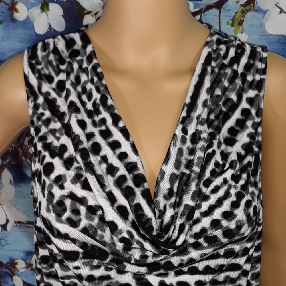 Calvin Klein Sleeveless Blouse  |  Size L. - Picture 2 of 7